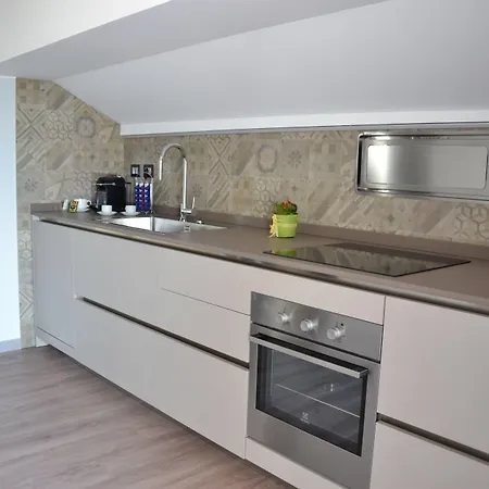 ベッド・アンド・ブレックファスト Etna Sunrise ザッフェラーナ・エトネーア