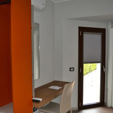 Etna Sunrise ザッフェラーナ・エトネーア